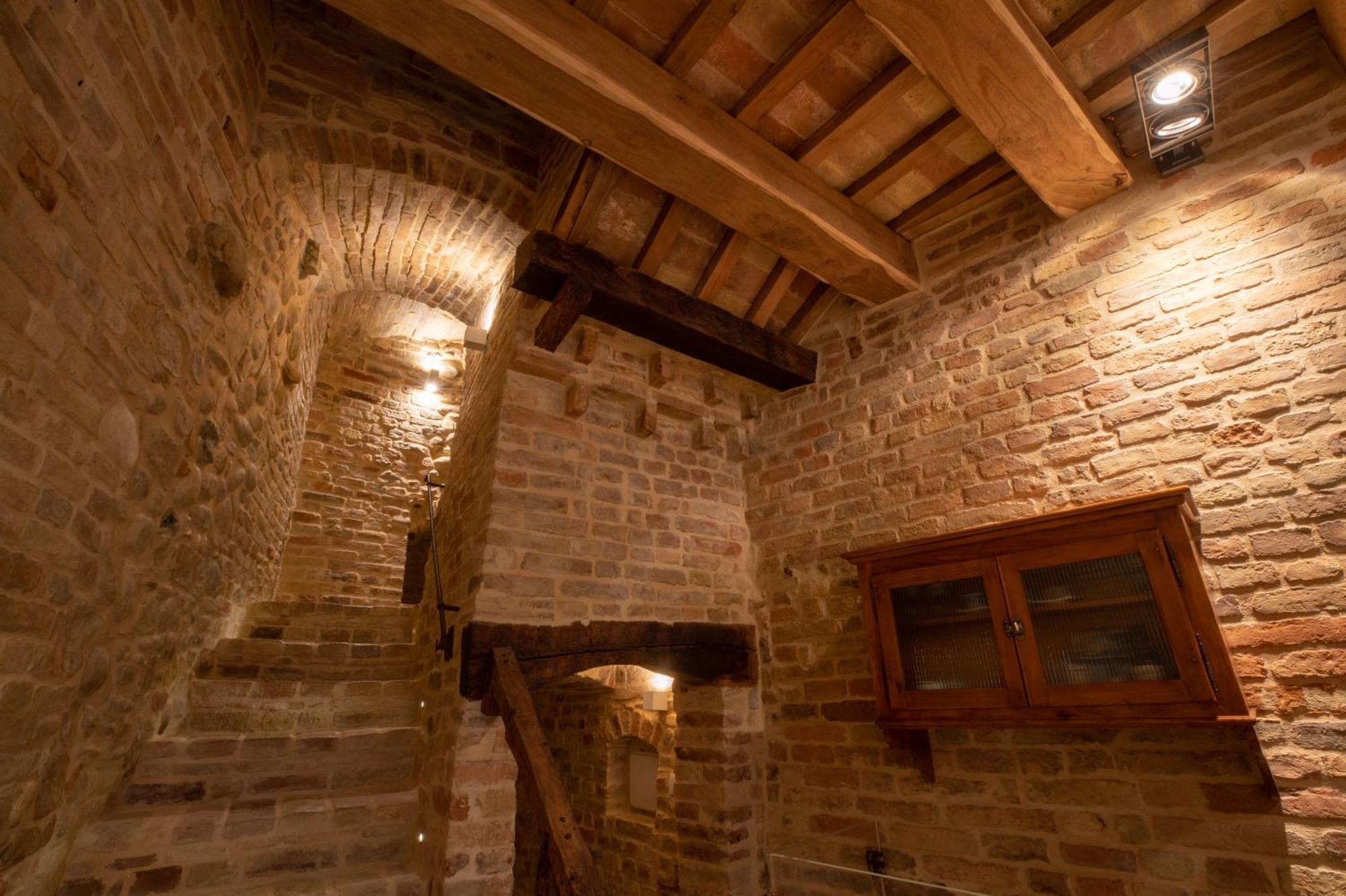 The Monastery - Unique Vacation Home Monteprandone Extérieur photo