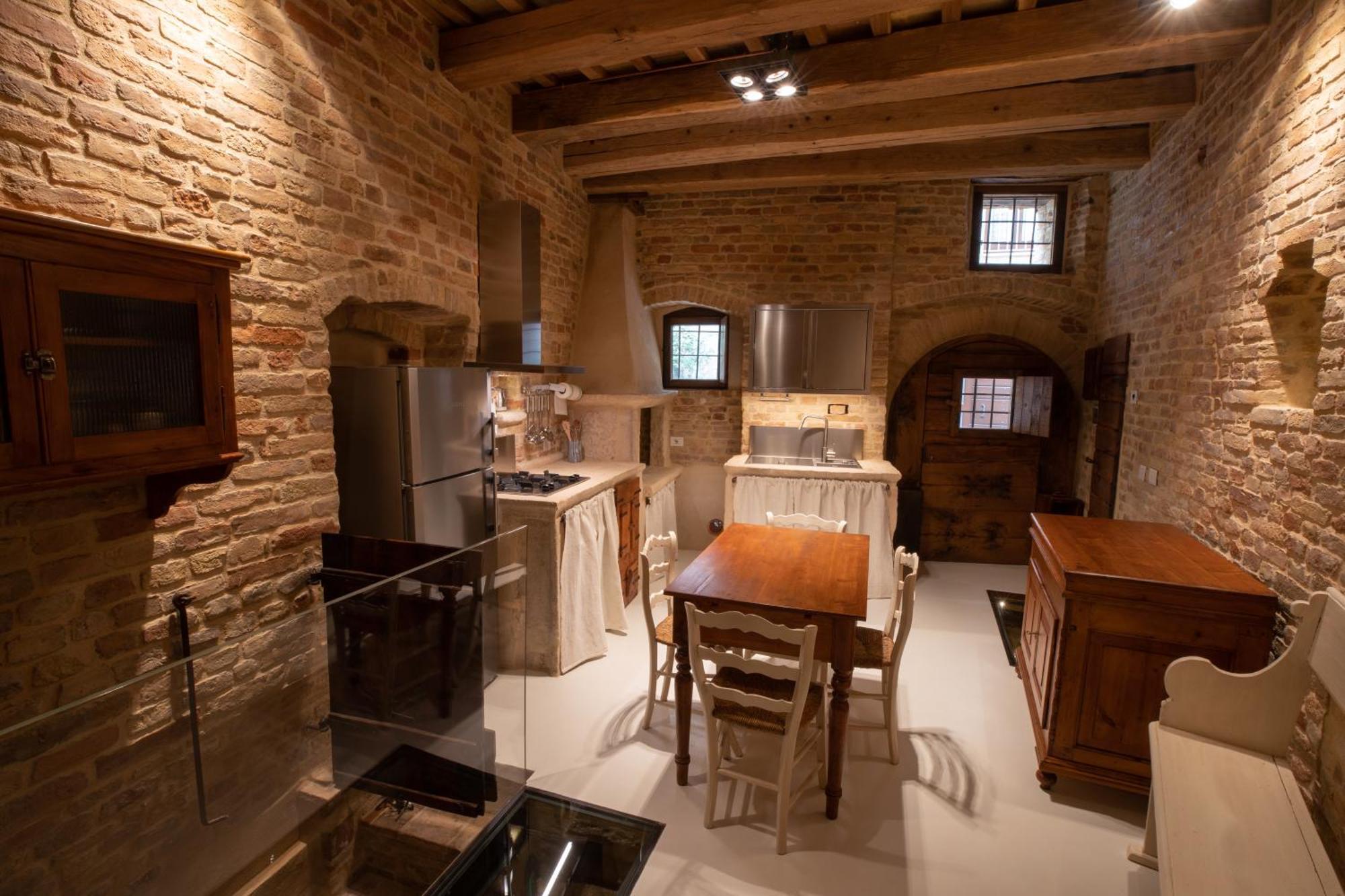 The Monastery - Unique Vacation Home Monteprandone Extérieur photo