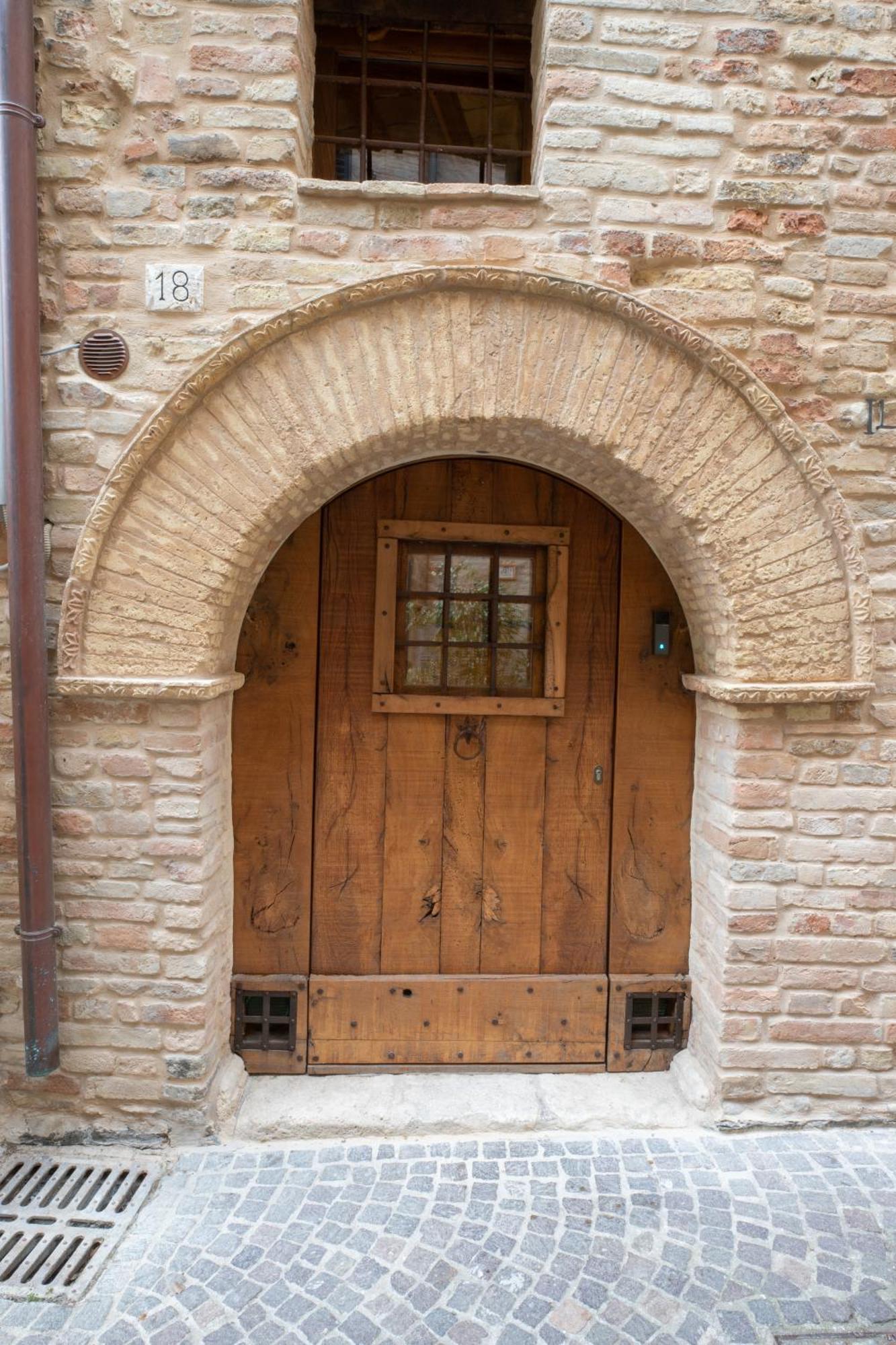 The Monastery - Unique Vacation Home Monteprandone Extérieur photo