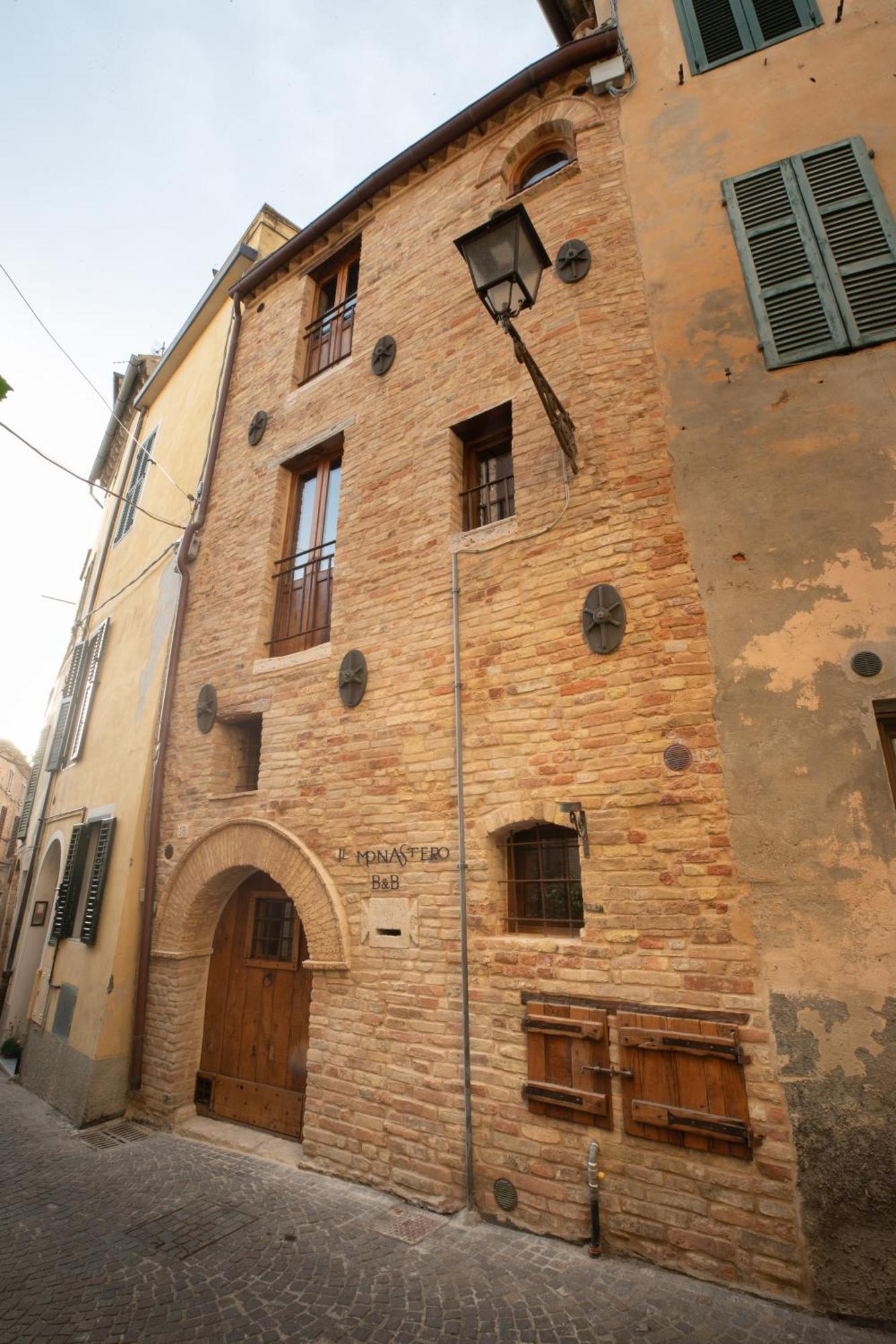 The Monastery - Unique Vacation Home Monteprandone Extérieur photo