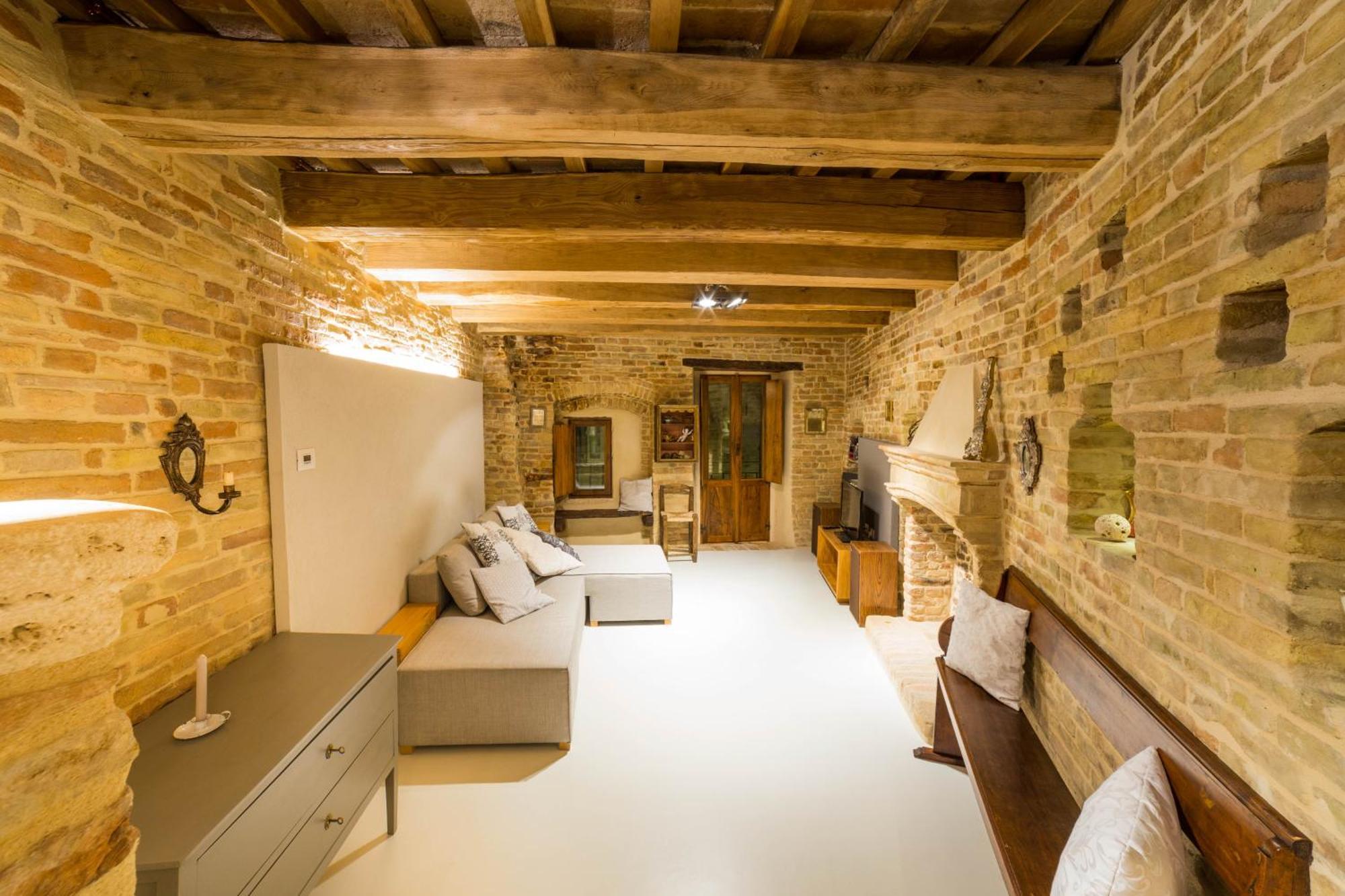 The Monastery - Unique Vacation Home Monteprandone Extérieur photo